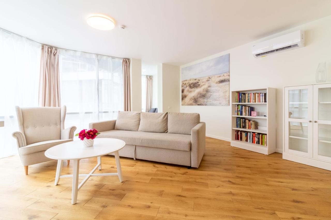 Elija Swan-Toy Apartments Šventoji Екстериор снимка
