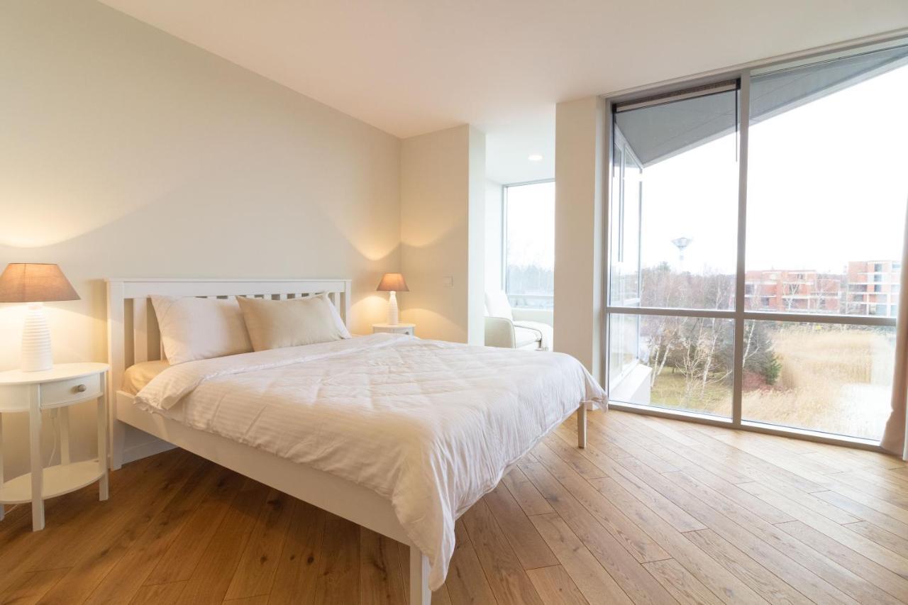 Elija Swan-Toy Apartments Šventoji Екстериор снимка