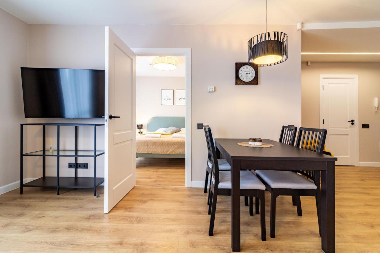 Elija Swan-Toy Apartments Šventoji Екстериор снимка