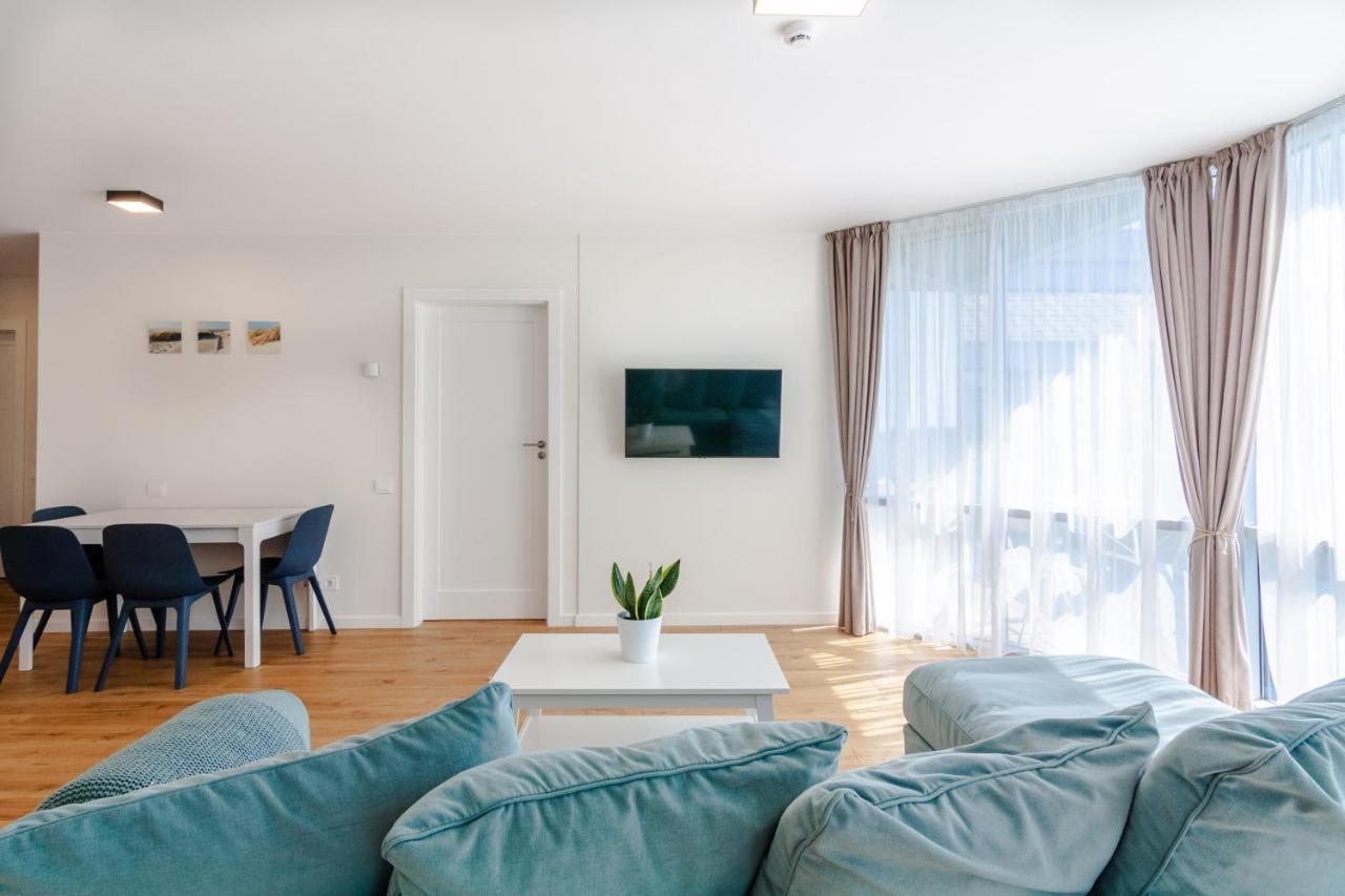 Elija Swan-Toy Apartments Šventoji Екстериор снимка