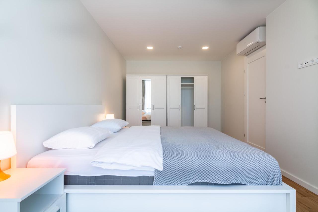 Elija Swan-Toy Apartments Šventoji Екстериор снимка