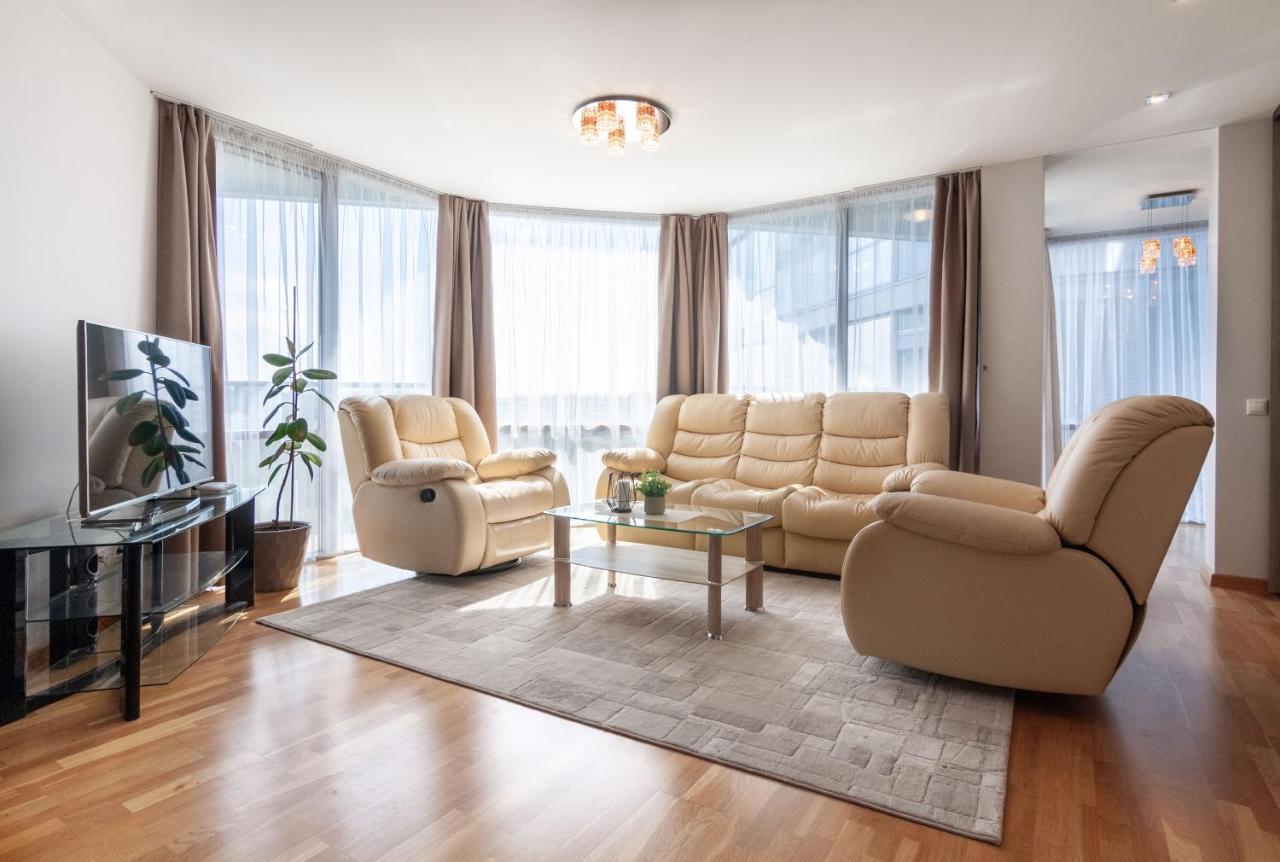 Elija Swan-Toy Apartments Šventoji Екстериор снимка