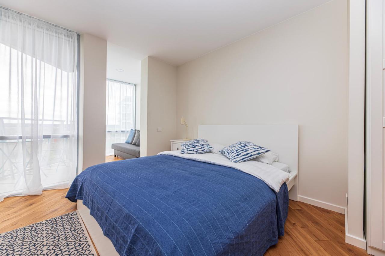 Elija Swan-Toy Apartments Šventoji Екстериор снимка