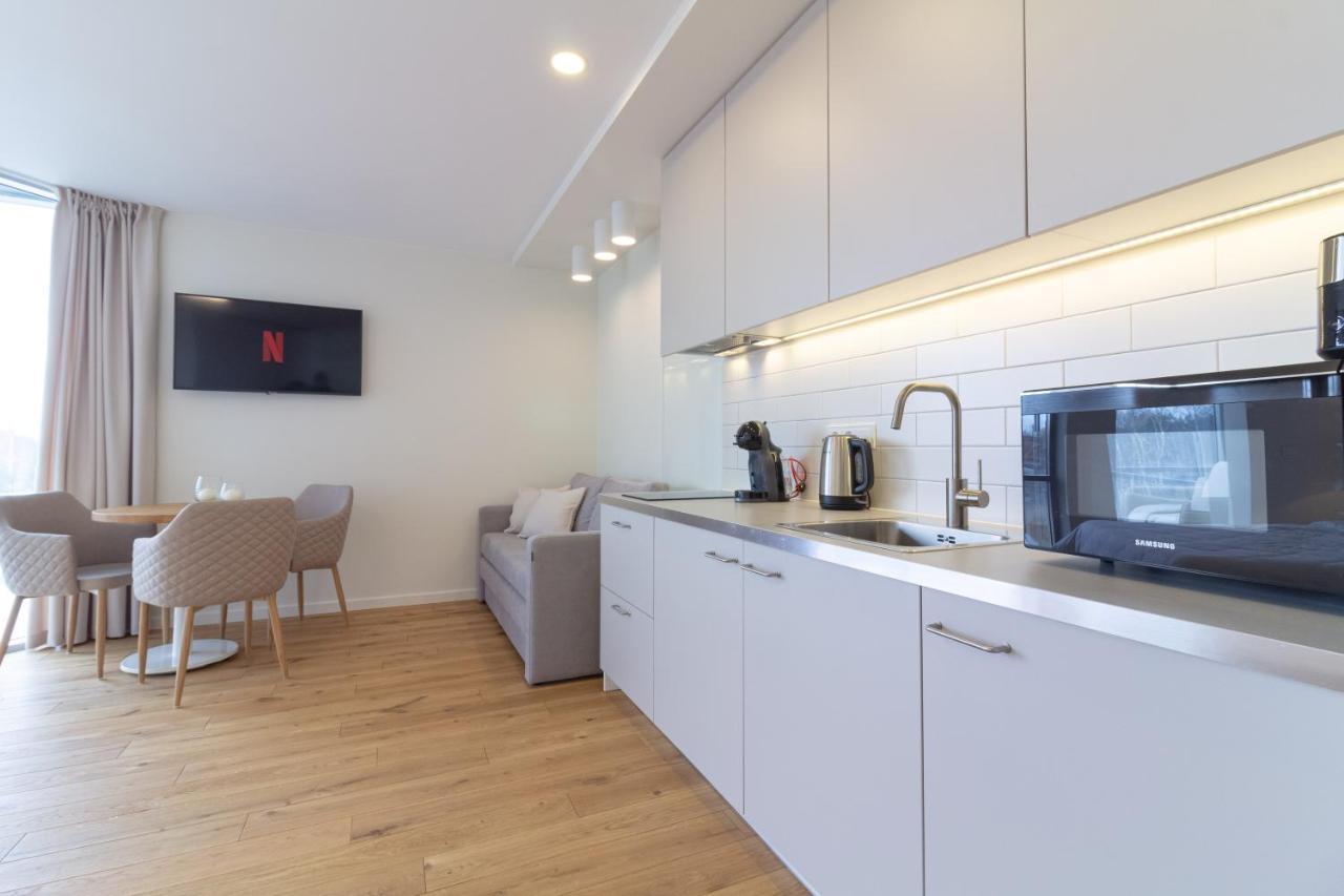 Elija Swan-Toy Apartments Šventoji Екстериор снимка