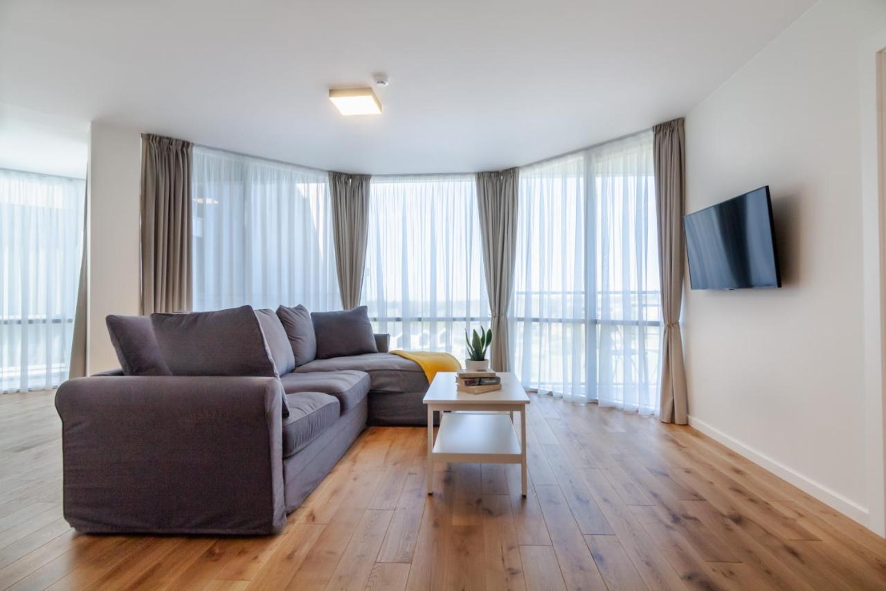 Elija Swan-Toy Apartments Šventoji Екстериор снимка