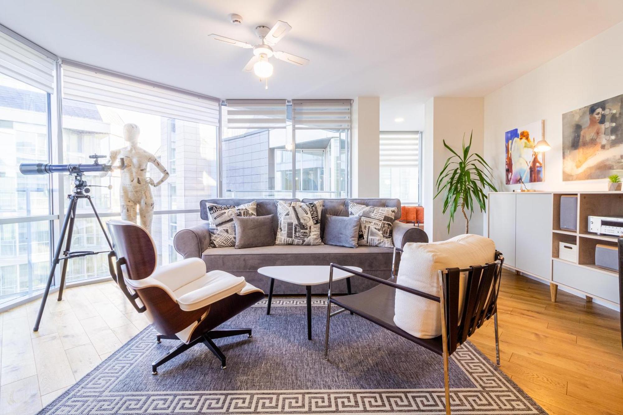 Elija Swan-Toy Apartments Šventoji Стая снимка