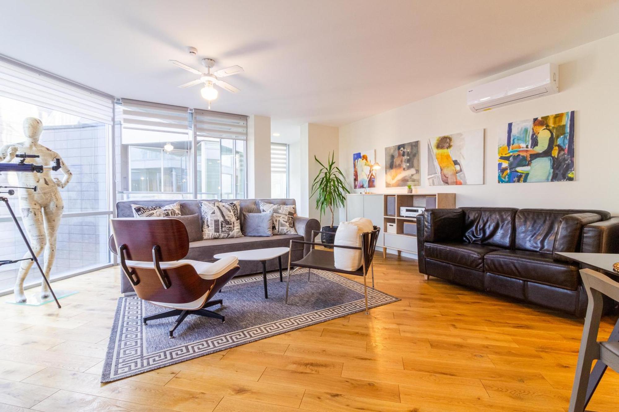 Elija Swan-Toy Apartments Šventoji Стая снимка