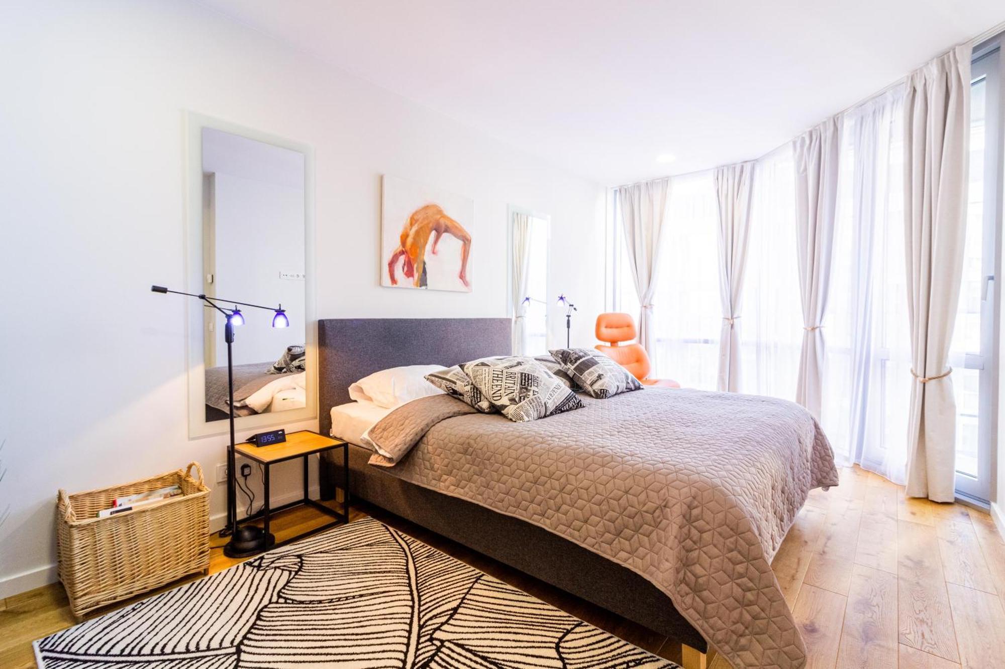 Elija Swan-Toy Apartments Šventoji Стая снимка